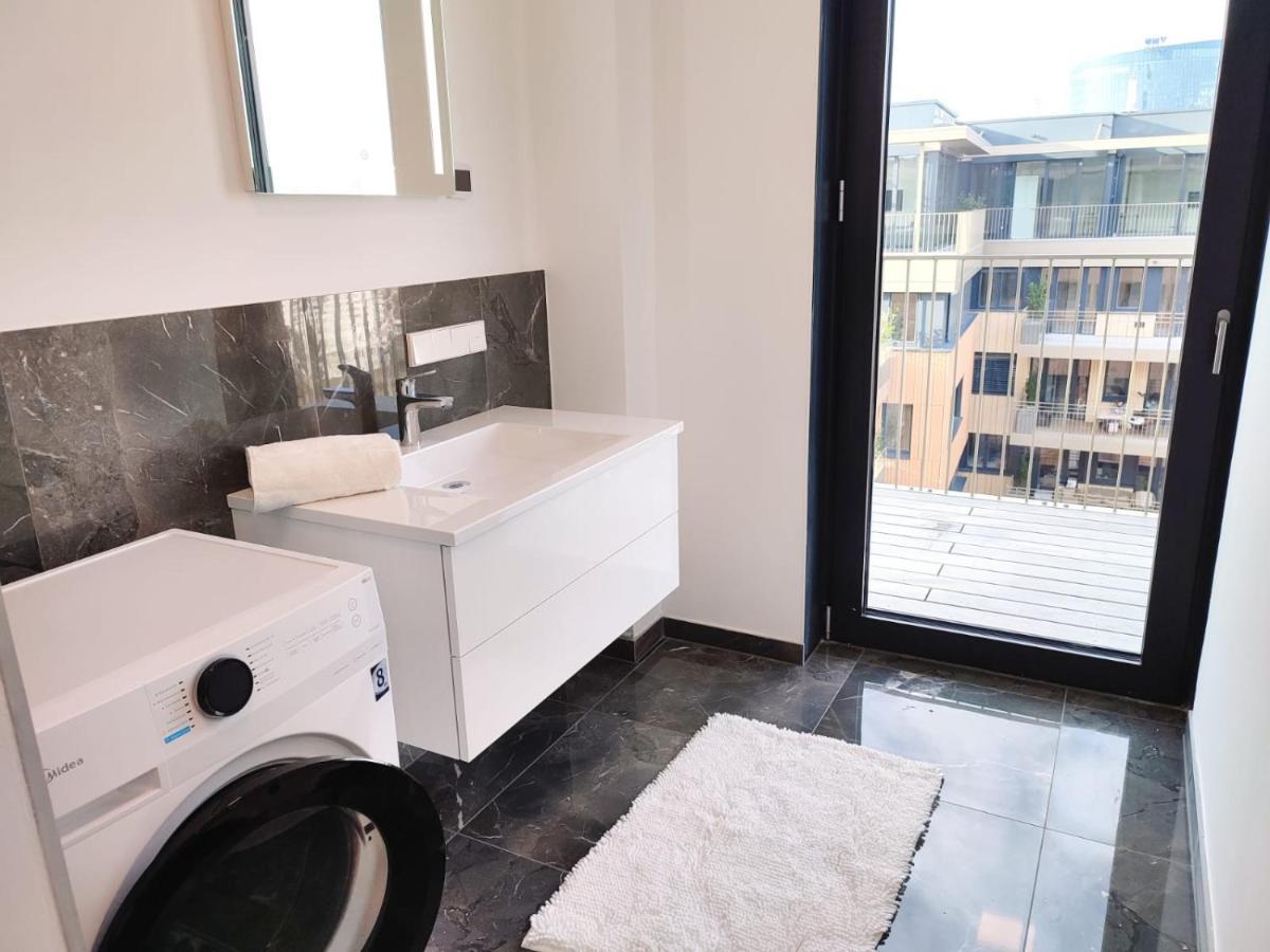 Panorama Apartment Vienna - Free Parking, Sauna & Fitness Exterior foto